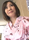 温泉宿の喫煙所に居た、色白スレンダー奥様をナンパ！欲求不満を解放し腰の動きが止まらない！