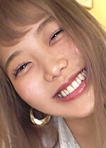 コスでしながら大量潮吹き生性交