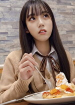 スカートの中、女の子の秘密 色白優等生はご奉仕型ドMでなんでも舐めちゃう甘えん坊さん 福田もも