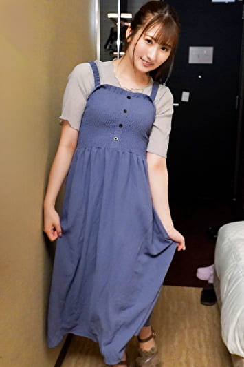 ＜六本木高級キャバ嬢もお店を出たらただの女＞ 飲みもチ○ポも大好きな色白美女とゴム無し中出し撮影！ じゅんさん