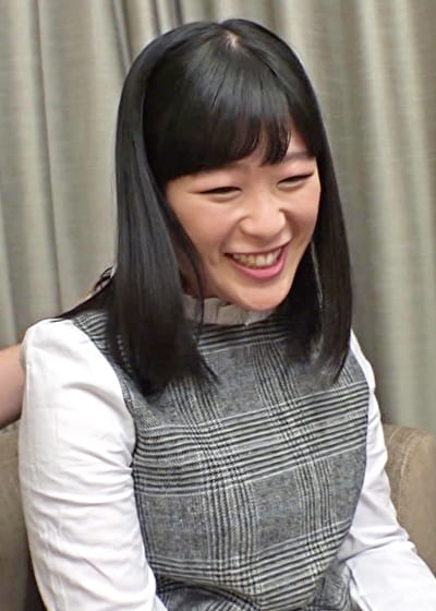 デカすぎる！！地味系美少女、脱いだらふわふわ爆乳の持ち主だった