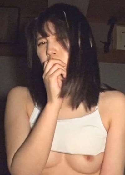 ピンク乳首がエロい美乳と気持ちよすぎる静音SEX