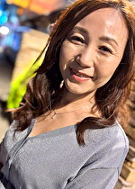 奉仕好き熟女のナマ中出しドスケベSEX