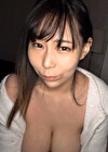 寝静まる美人巨乳の姉をする弟 ゆりあ
