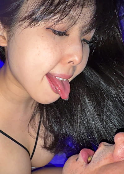 【個人撮影】横山夏希の自撮り顔舐め＆ニオイ責め