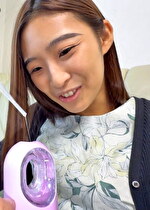 旭メイサ 出演作品｜【個人撮影】旭メイサの舌ブラシで「汚舌苔」採取