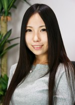 長谷部くるみ 23歳