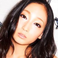 安達亜美