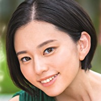 平泉栞奈