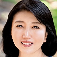 美園ひとみ