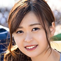 シゲモリ・アヤ